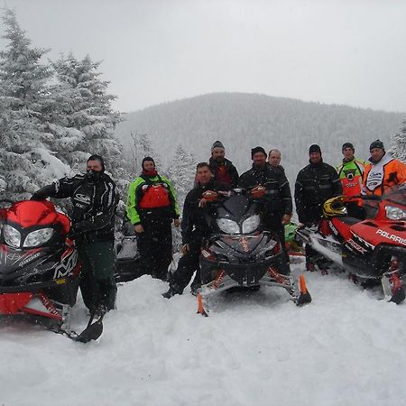 Lake Parlin Lodge & Cabins West Forks المظهر الخارجي الصورة