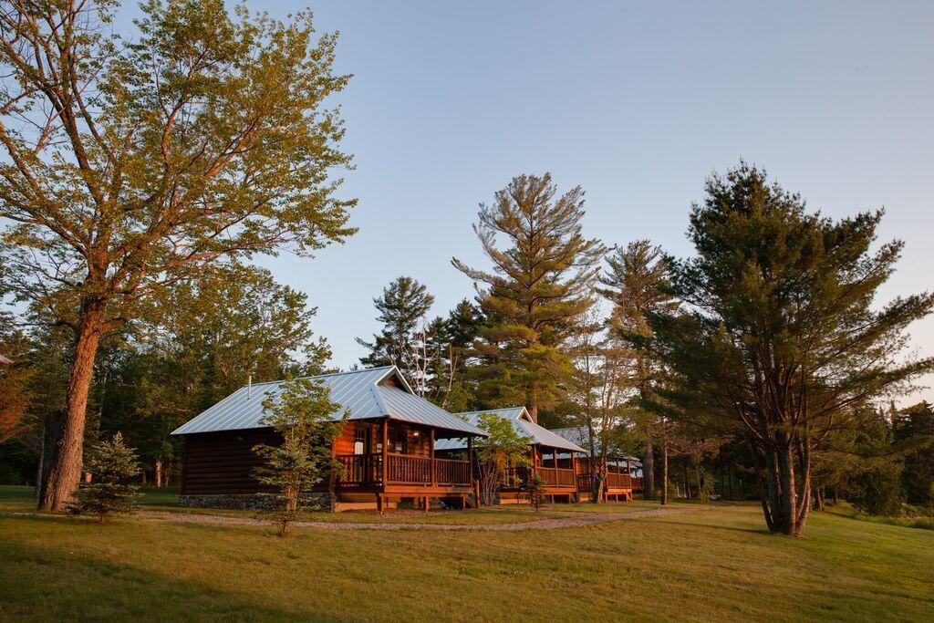 Lake Parlin Lodge & Cabins West Forks المظهر الخارجي الصورة