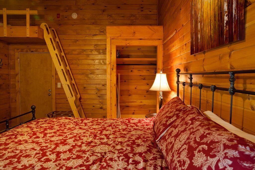 Lake Parlin Lodge & Cabins West Forks الغرفة الصورة