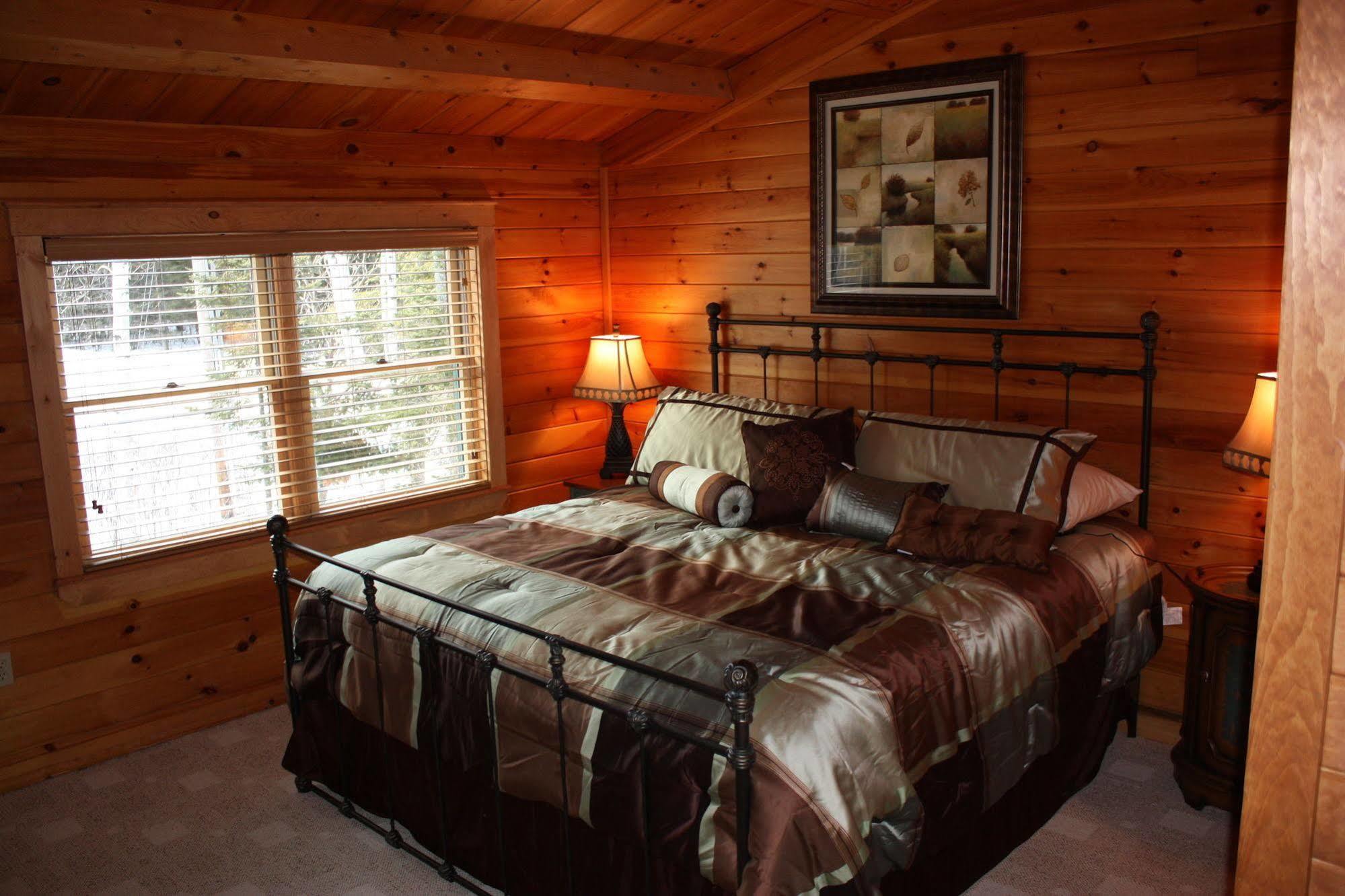 Lake Parlin Lodge & Cabins West Forks المظهر الخارجي الصورة